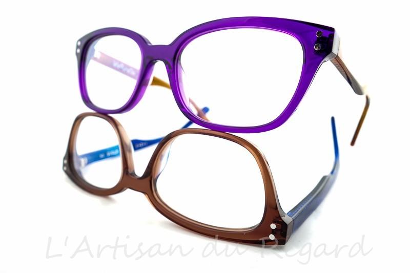 Tête à Lunettes colorées