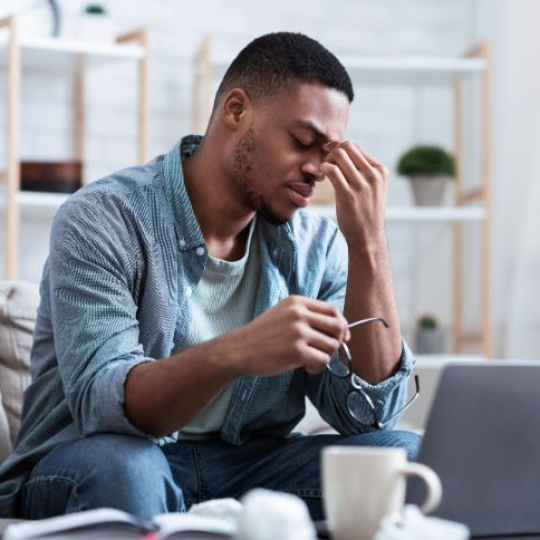 Ergonomie au travail : préserver sa vision et sa concentration 